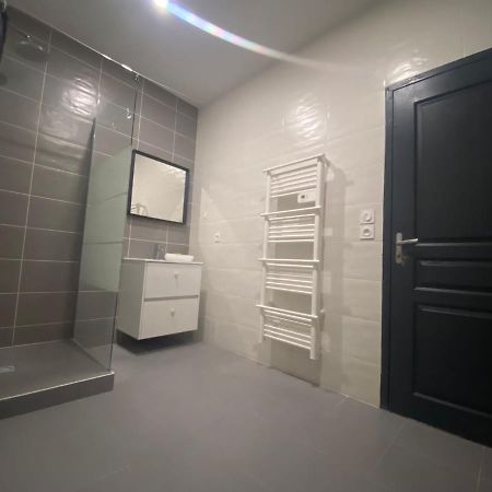 Sleep&See 8 Saint-Etienne (Loire) Exterior foto